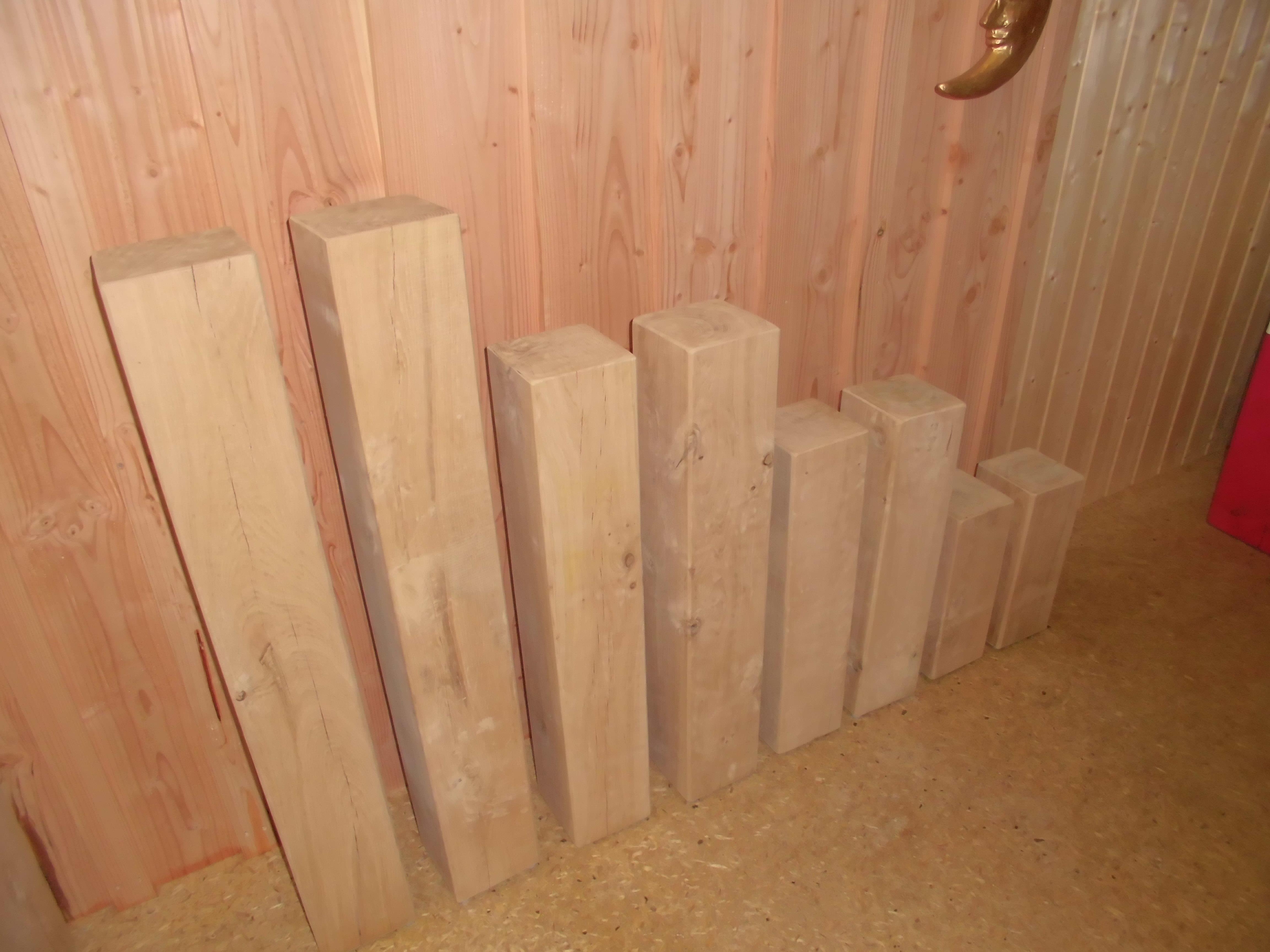 Eichenholzsäule gehobelt, geschliffen, angefast 20x20x60cm Eichenholzsäule gehobelt, geschliffen, angefast 20x20x60cm
