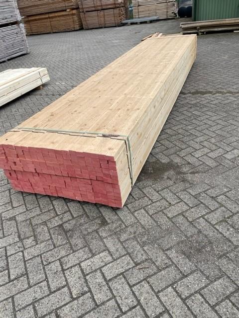 40x60mm 5,00m, roh getrocknet C24 roter Stempel, 6 Stück im Paket 40x60mm 5,00m, roh getrocknet C24 roter Stempel, 6 Stück im Paket